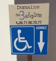 Domaine 3 Angles Acces Handicape © Domaine des 3 angles