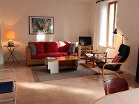apartment1-sitting-400-1 © susanne glennie