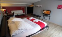 hotel residence chambre 5 © logis herault - bruno garcia